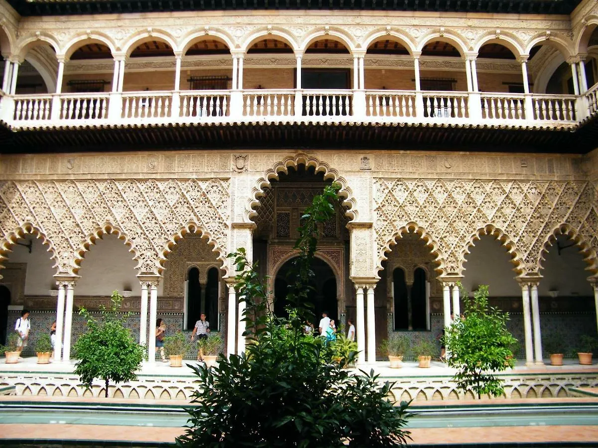 Apartamentos Plaza Nueva Seville Apartment